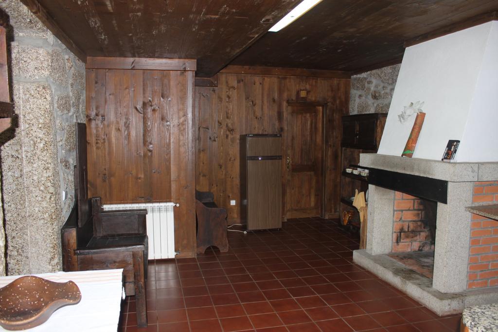 Villa Casas Do Corvo Ventosa  Habitación foto